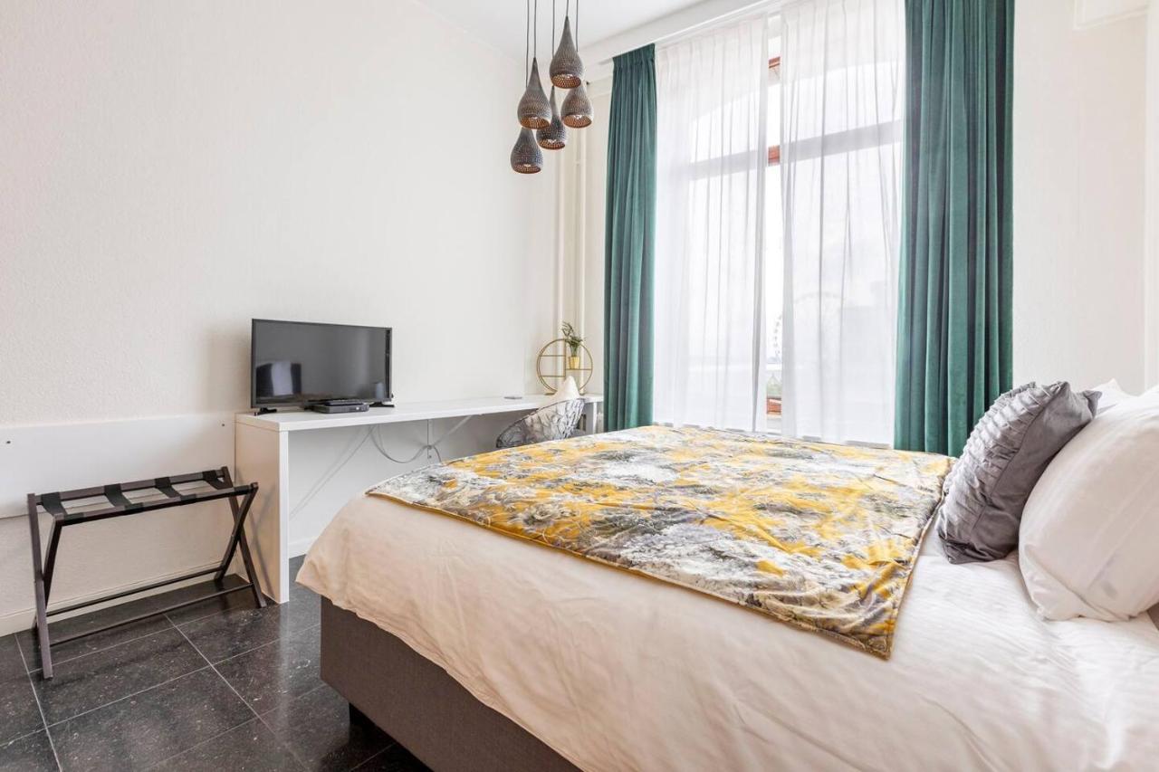 Riverview Studio In Historical Heart Of Antwerpen Bagian luar foto